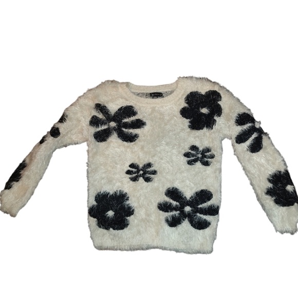 Woman’s Anthropologie sweater size medium - Picture 2 of 6